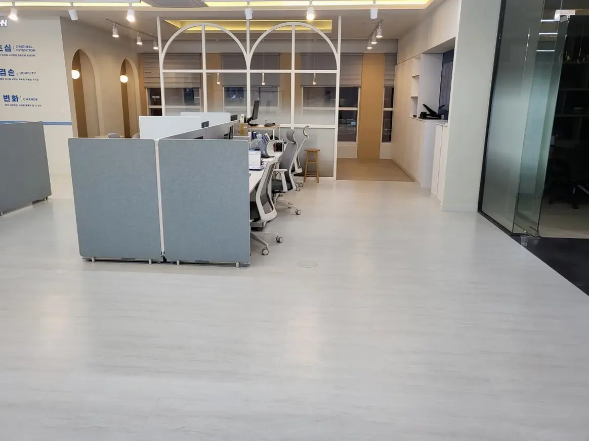 합천군 가야면 사무실 복도·대기 동선 야간 위생청소 사례 - 행진크린