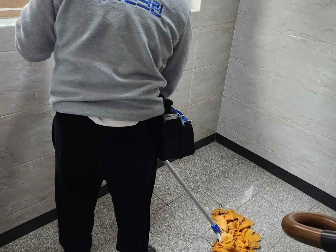 합천군 가야면 가정 복도·대기 동선 야간 위생청소 사례 - 행진크린