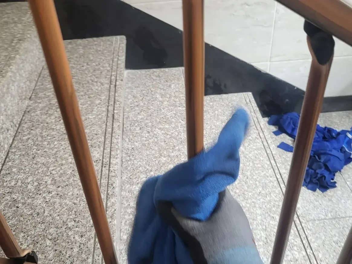 남해군 서면 빌라 난간·손잡이 위생청소 사례 - 행진크린